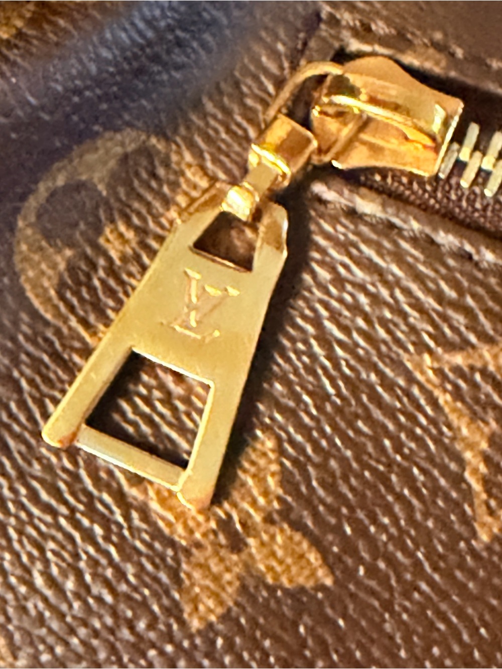 Louis Vuitton Monogram Bum Bag - Brown Monogram Canvas✨ - Picture 10 of 14